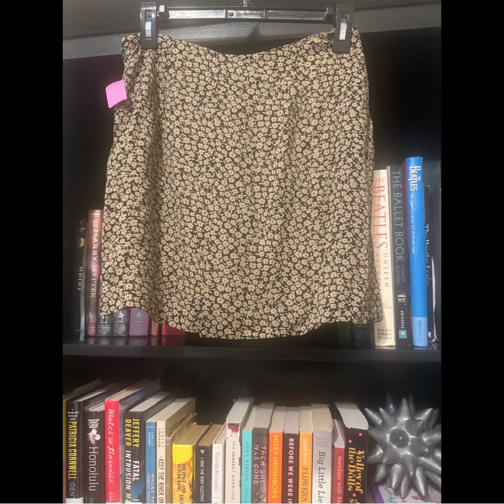 Banana Republic Floral Print Skort